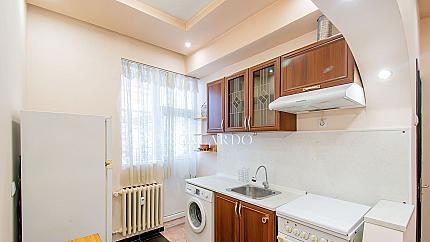 Двустаен апартамент под наем в Център на ул. "Цар Асен"