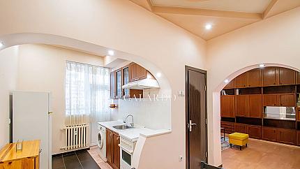 Двустаен апартамент под наем в Център на ул. "Цар Асен"