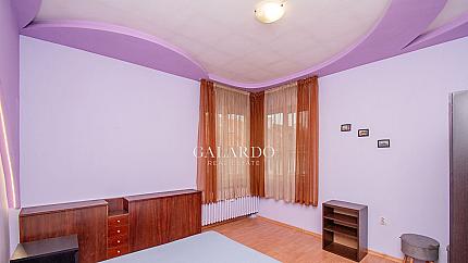 Двустаен апартамент под наем в Център на ул. "Цар Асен"