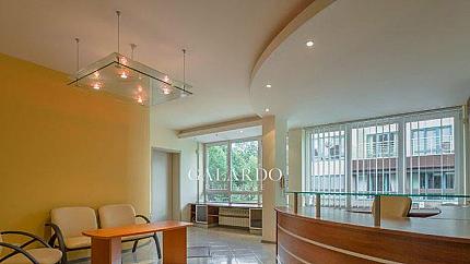 Spacious office opposite the pool "Diana" Dianabad