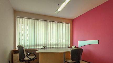 Spacious office opposite the pool "Diana" Dianabad