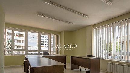 Spacious office opposite the pool "Diana" Dianabad