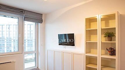 Слънчево жилище с две спални до МОЛ Парадайз, кв.Лозенец