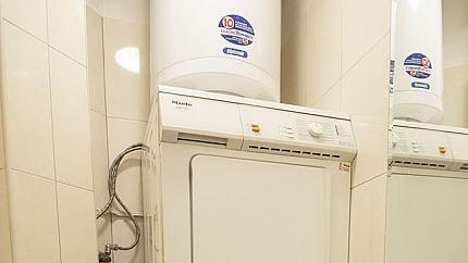 Слънчево жилище с две спални до МОЛ Парадайз, кв.Лозенец