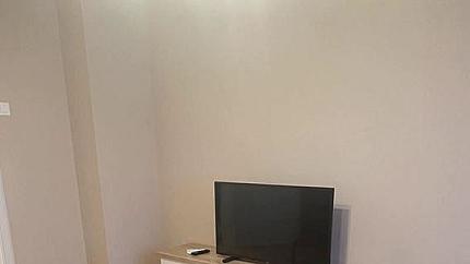 Обзаведен тристаен апартамент до Южен парк