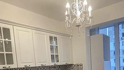 Обзаведен тристаен апартамент до Южен парк