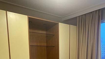 Обзаведен тристаен апартамент до Южен парк