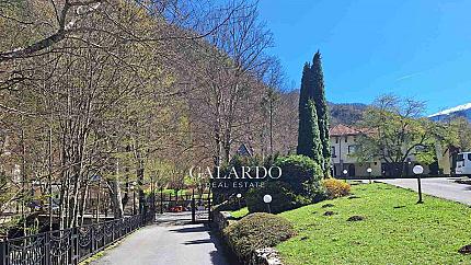 Хотел за продажба в Рибарица