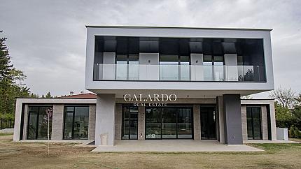 Прекраснa еднофамилна къщa в Панчарево