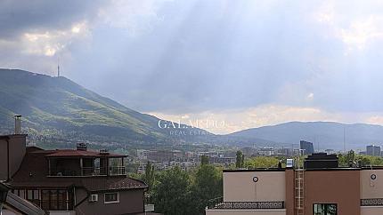 Четиристаен мезонет до Paradise Center и Южен парк