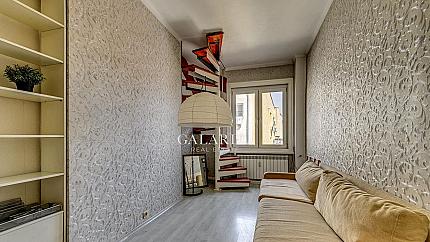 Многостаен имот на метри от площад „Народно събрание“