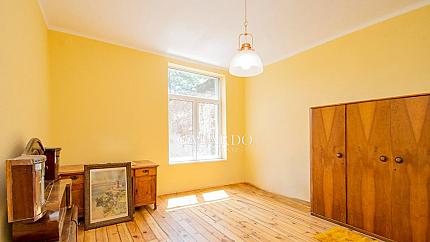 Четиристаен апартамент в центъра на София