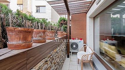 Тристаен апартамент в к-с Флора Парк