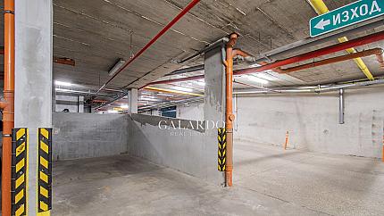 Тристаен апартамент в к-с Флора Парк