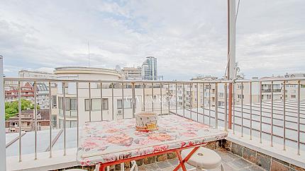 Spacious apartment with a prestigious location in Ivan Vazov district, meters from Vitosha Blvd.