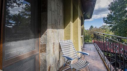 Обзаведена къща в с. Бистрица