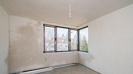 Тристаен апартамент с панорамна гледка за продажба  в Овча Купел