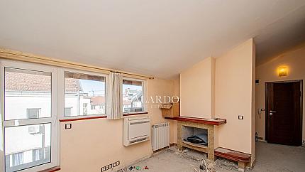 Многостаен имот на метри от площад „Народно събрание“