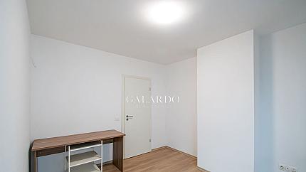 Нов  апартамент с три спални и голяма тераса в Кръстова Вада