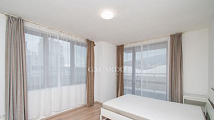 Нов  апартамент с три спални и голяма тераса в Кръстова Вада