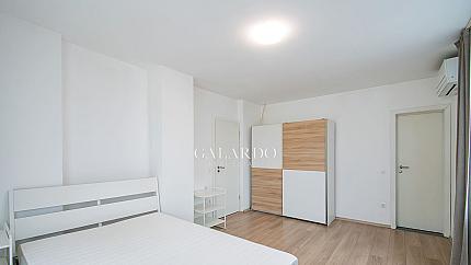 Нов  апартамент с три спални и голяма тераса в Кръстова Вада