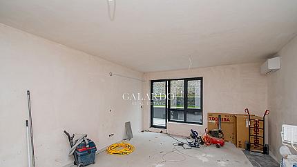 Южен апартамент с две спални в нова сграда до парка, кв. Лозенец