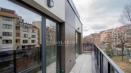 Апартамент на две нива в нова бутикова сграда до Южен парк, кв. Лозенец