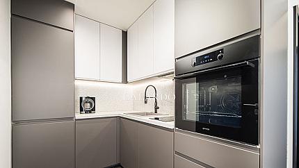 Модерен апартамент в кв. Студентски град