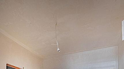 Тристаен апартамент в квартал Христо Смирненски