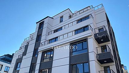 Апартамент с две спални в нова сграда, кв. Дървеница