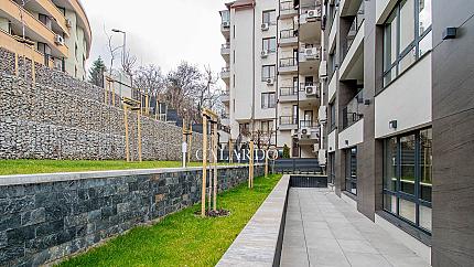 Южен апартамент с две спални в нова сграда до парка, кв. Лозенец