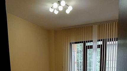 Четиристаен апартамент на отлична локация