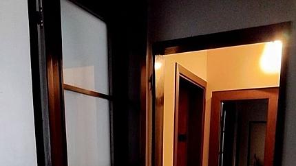 Четиристаен апартамент на отлична локация