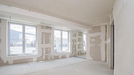 Aпартамент с 2 спални на метри от Мол Парадайс