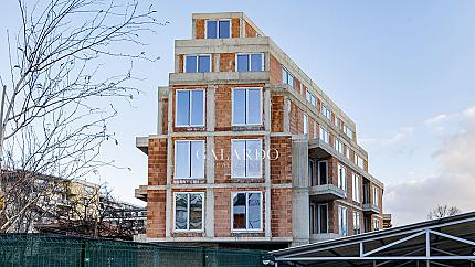 Едноспален апартамент в кв. Кръстова вада