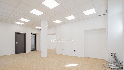 Представителна, самостоятелна офис сграда до Метростанция Сердика