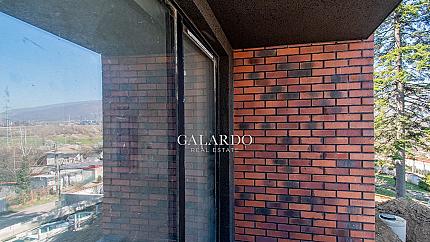 Двустаен апартамент за продажба във в.з.Американски колеж