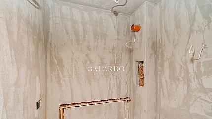 Тристаен апартамент за продажба във в.з.Американски колеж