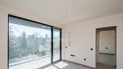 Мезонет с три спални във в.з.Американски колеж