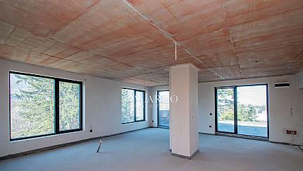 Мезонет с три спални във в.з.Американски колеж