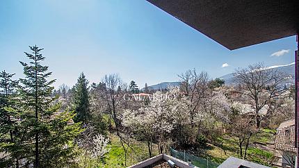 Мезонет с три спални във в.з.Американски колеж