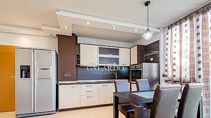 Стилен двустаен апартамент под наем в близост до бул.Дондуков