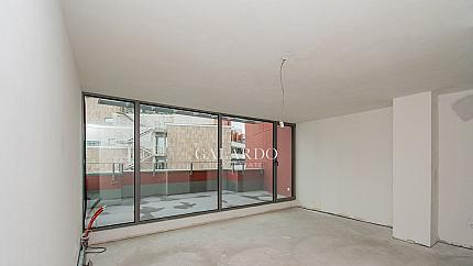 Two-level apartment in a new boutique building, Manastirski Livadi district - east