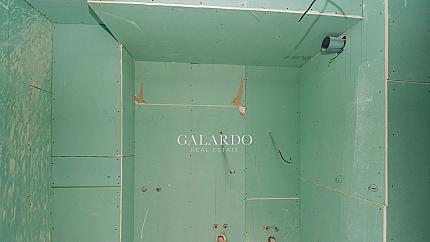 Two-level apartment in a new boutique building, Manastirski Livadi district - east