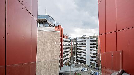 Two-level apartment in a new boutique building, Manastirski Livadi district - east