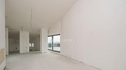 Two-level apartment in a new boutique building, Manastirski Livadi district - east