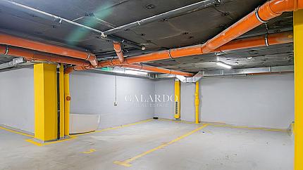 Two-level apartment in a new boutique building, Manastirski Livadi district - east