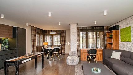 Просторен двустаен апартамент в кв. Бояна