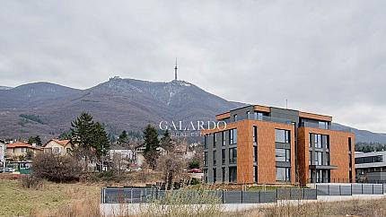 Просторен двустаен апартамент в кв. Бояна