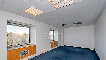 Офис в Лозенец на перфектна локация